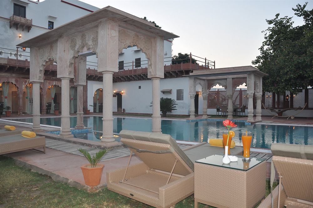 Chandra Mahal Haveli Luhāru Exteriér fotografie